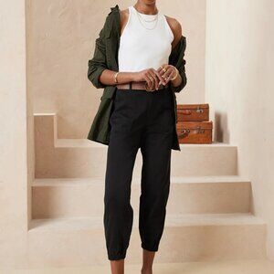 NWT Banana Republic Factory black chino jogger, size 10